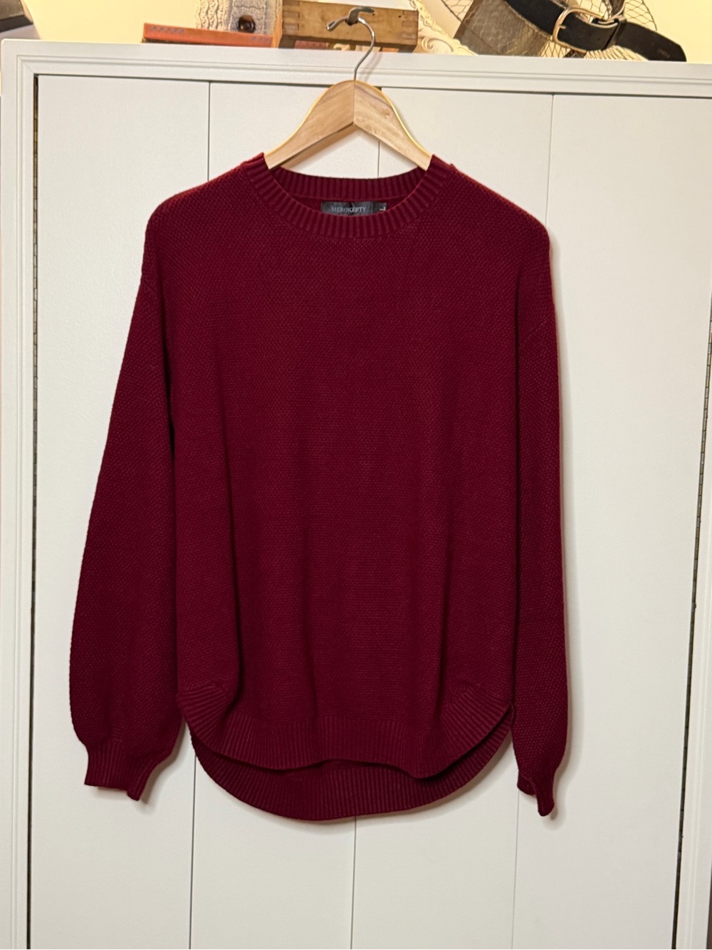 Crewneck Women's Sweater - Burgundy